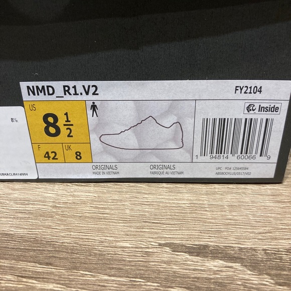 Adidas NMD Women’s Size 10.5 - Picture 11 of 11